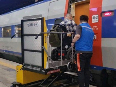박위 KTX 낙상사고, CCTV 공개했다가 결국 사과…무슨 일이 있었나